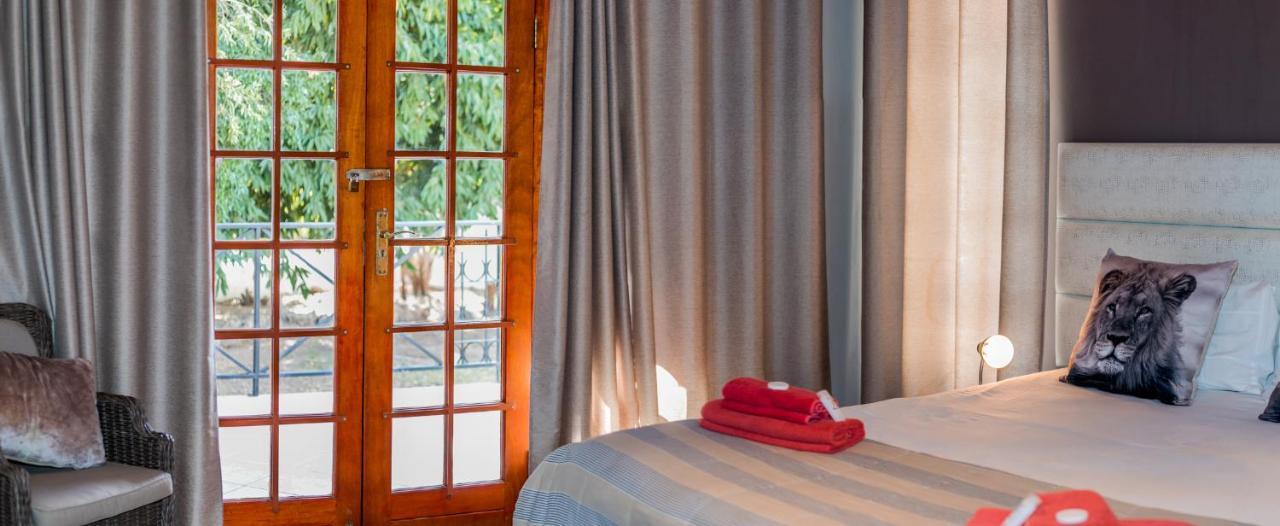 Out Of Africa Guesthouse Otjiwarongo Exterior foto
